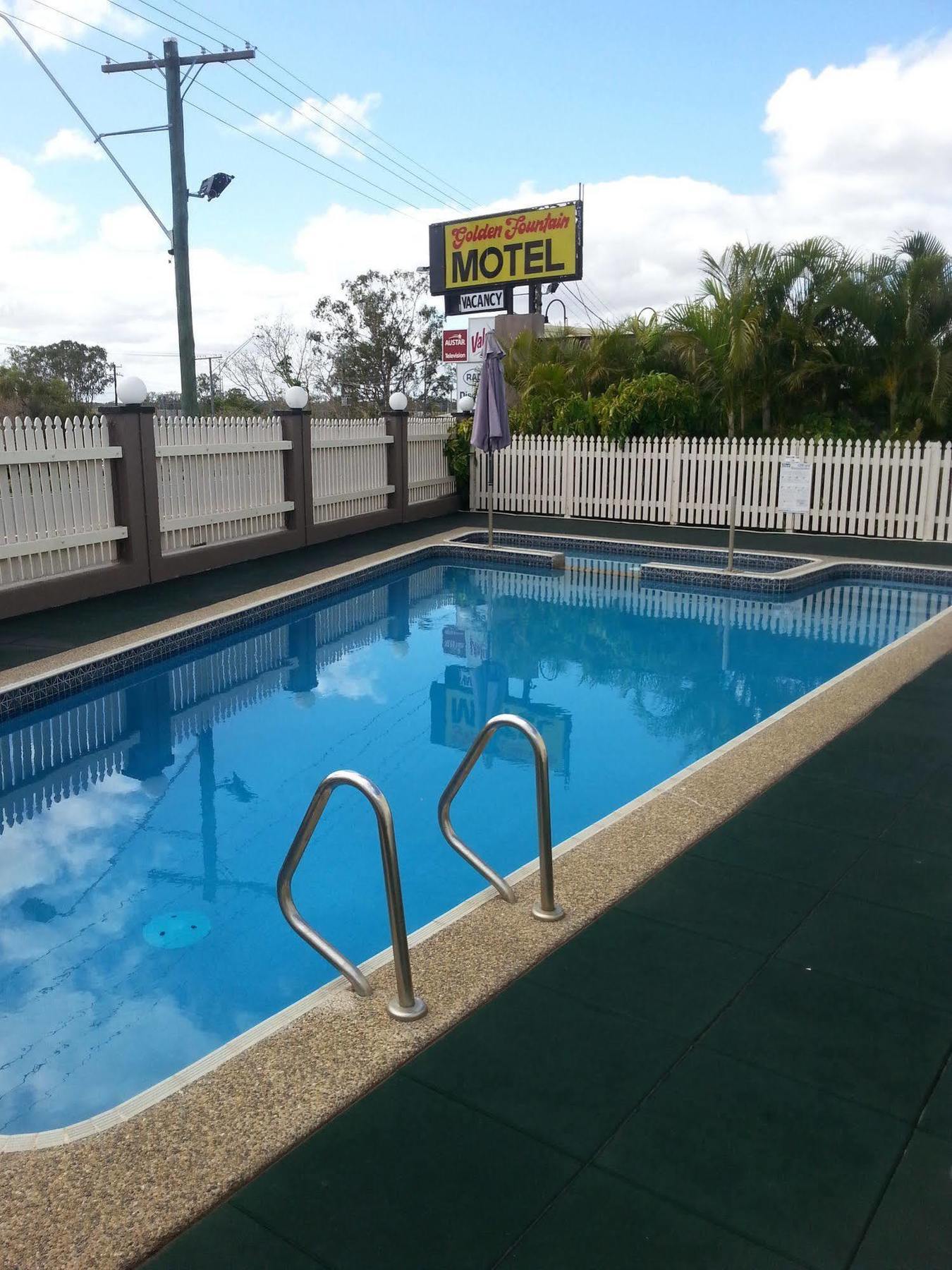 Golden Fountain Motel Rockhampton Exterior foto